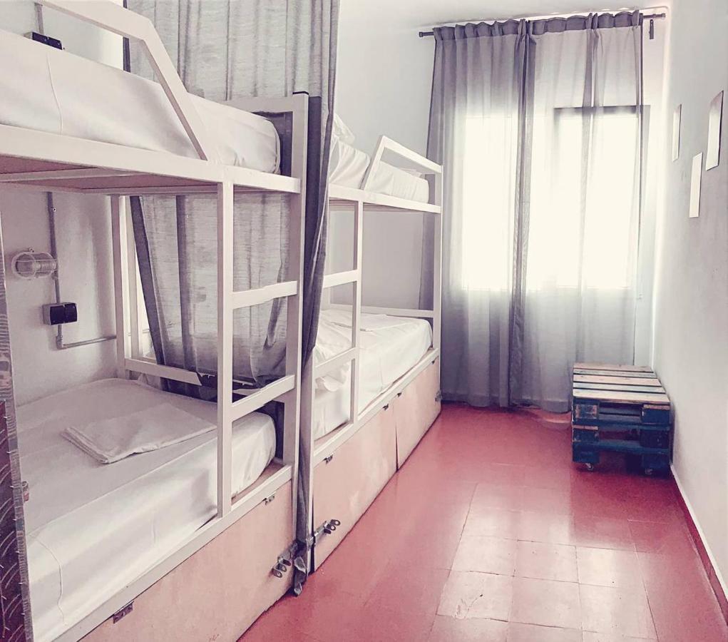 Loft Apart&Hostal Lloret de Mar Esterno foto