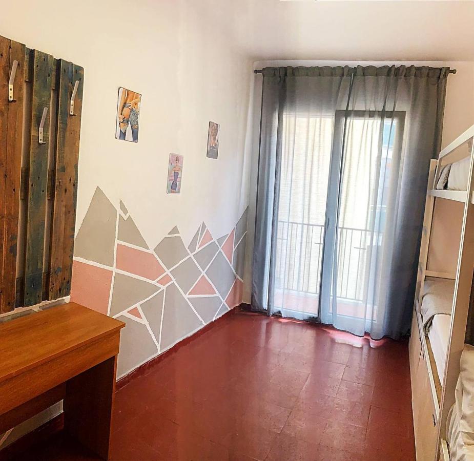 Loft Apart&Hostal Lloret de Mar Esterno foto