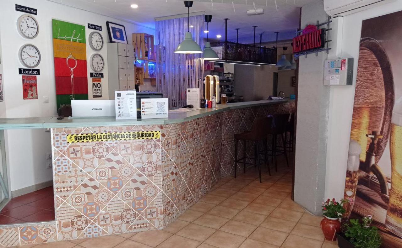 Loft Apart&Hostal Lloret de Mar Esterno foto